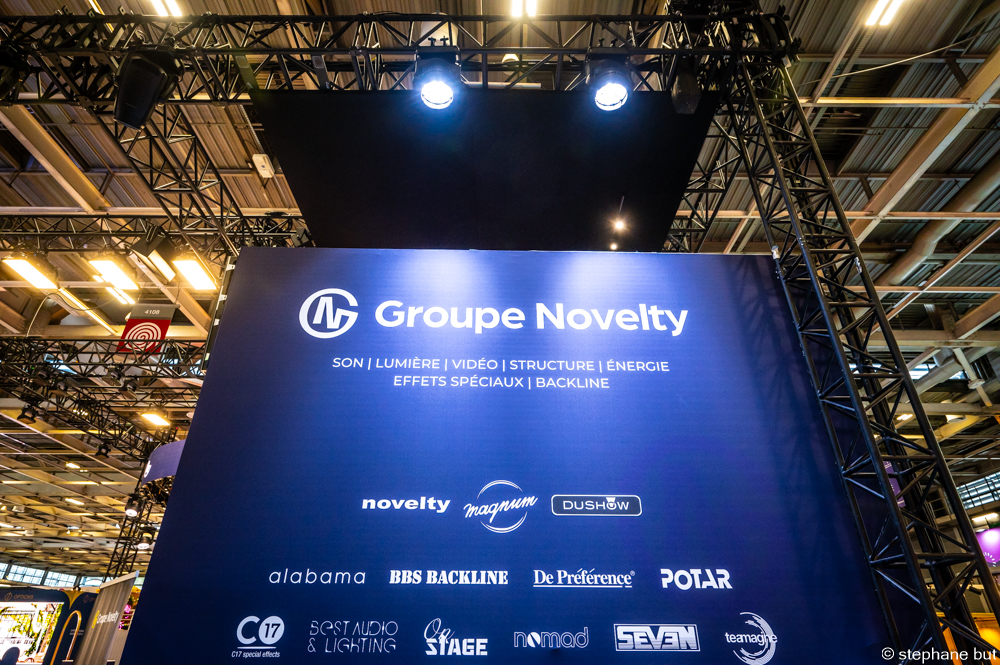 Alternative text - Stand du Groupe Novelty sur le salon Heavent Paris 2024