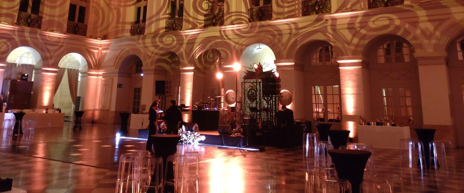 Alternative text - Novelty Bordeaux sur la soirée de Gala Exp'Hotel