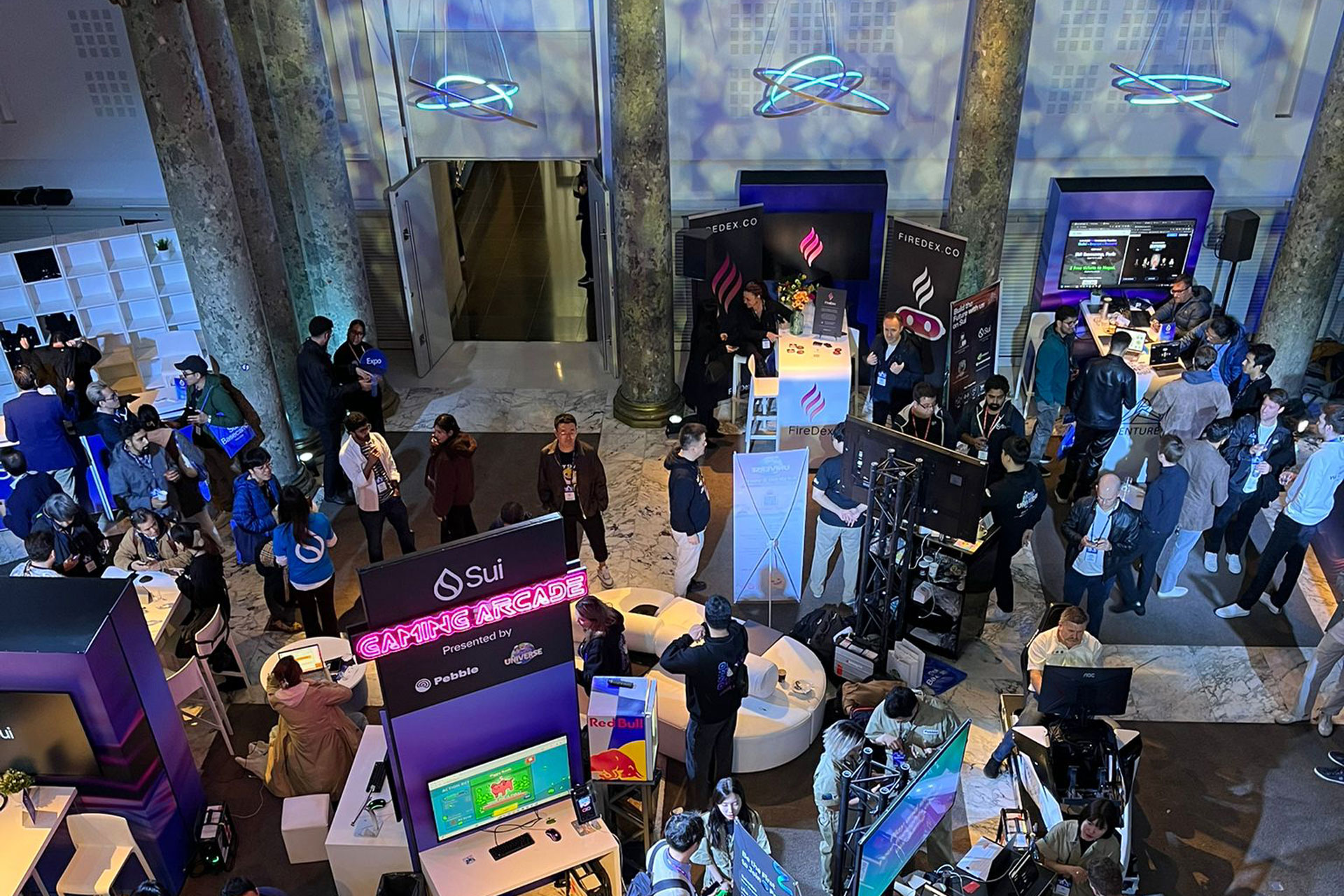 Alternative text - SUI Base Camp avec Novelty Paris