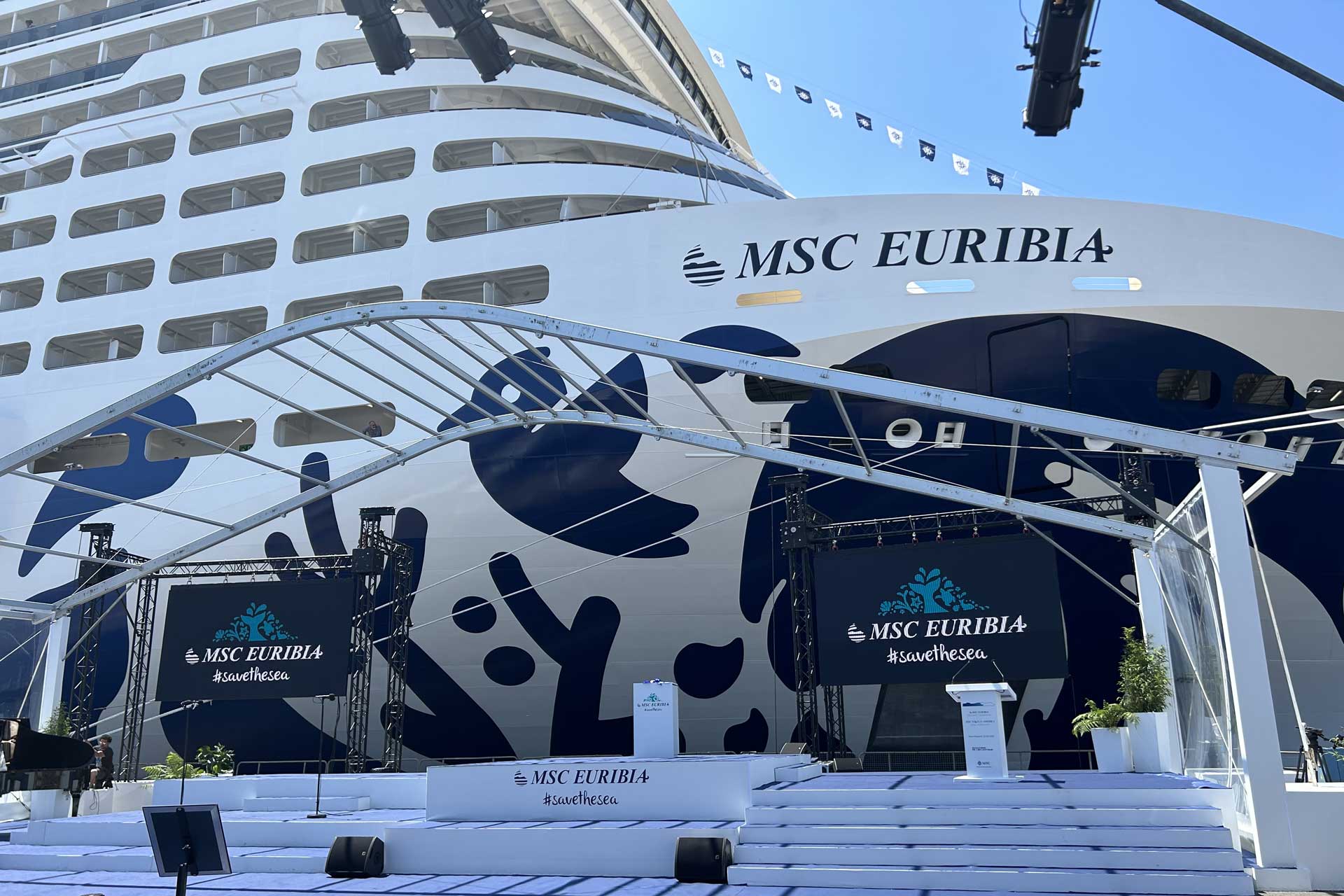 Alternative text - Cérémonie de lancement du Paquebot MSC Euribia