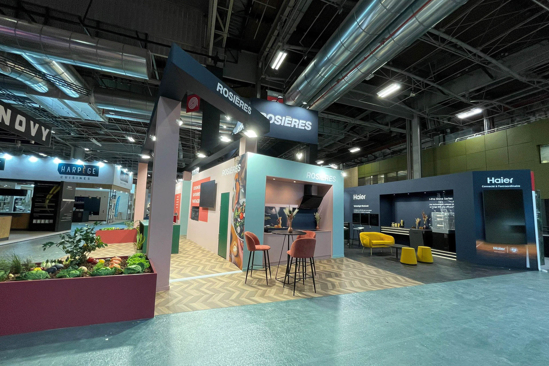 Alternative text - Stand Haier Salon Espritmeuble