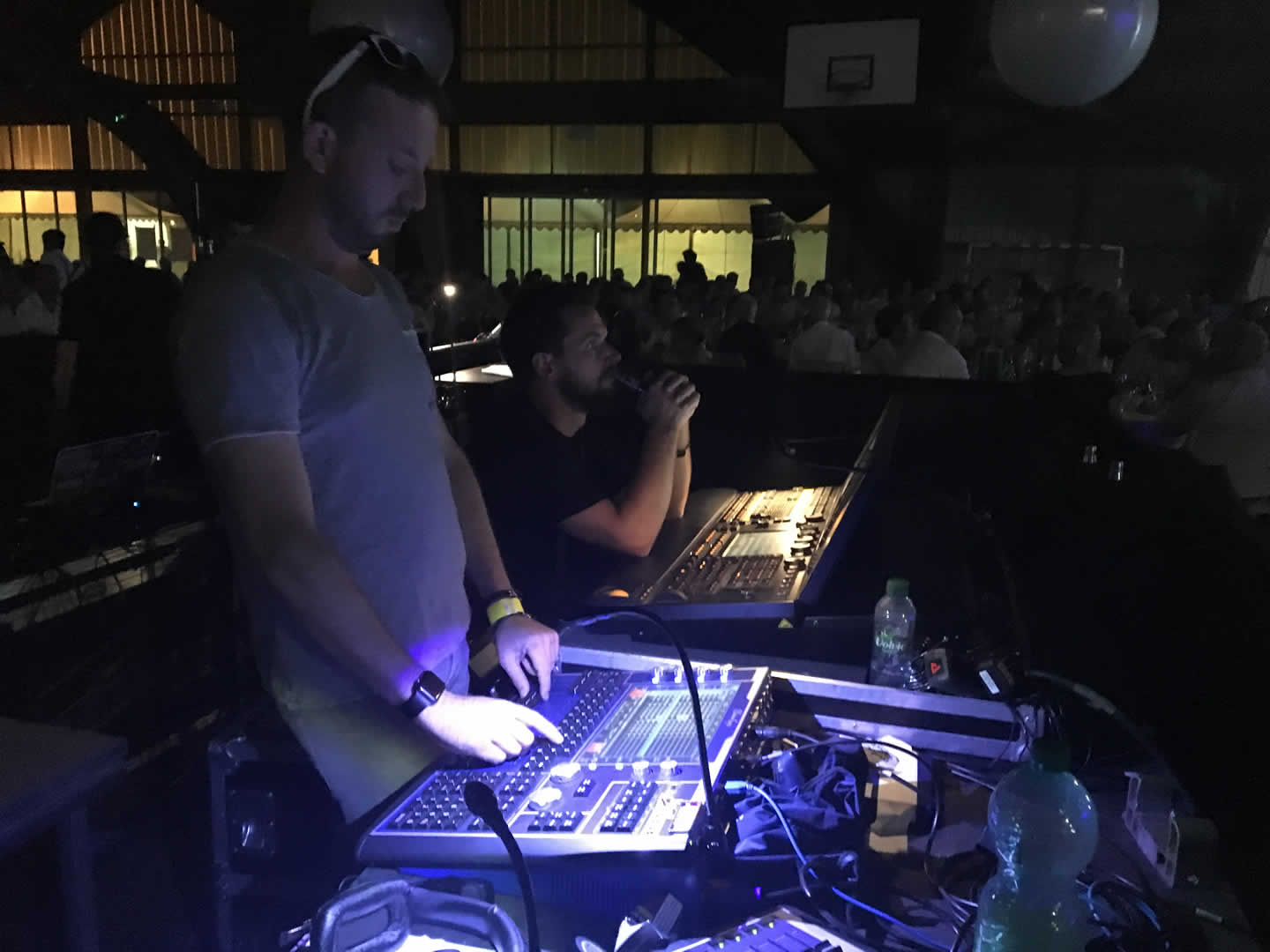 Alternative text - Novelty fête les 30 ans EMC2 à Verdun