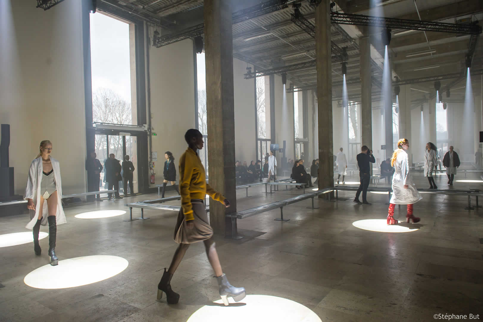 Alternative text - Défilé Rick Owens | Fashion Week Paris | Mars 2019