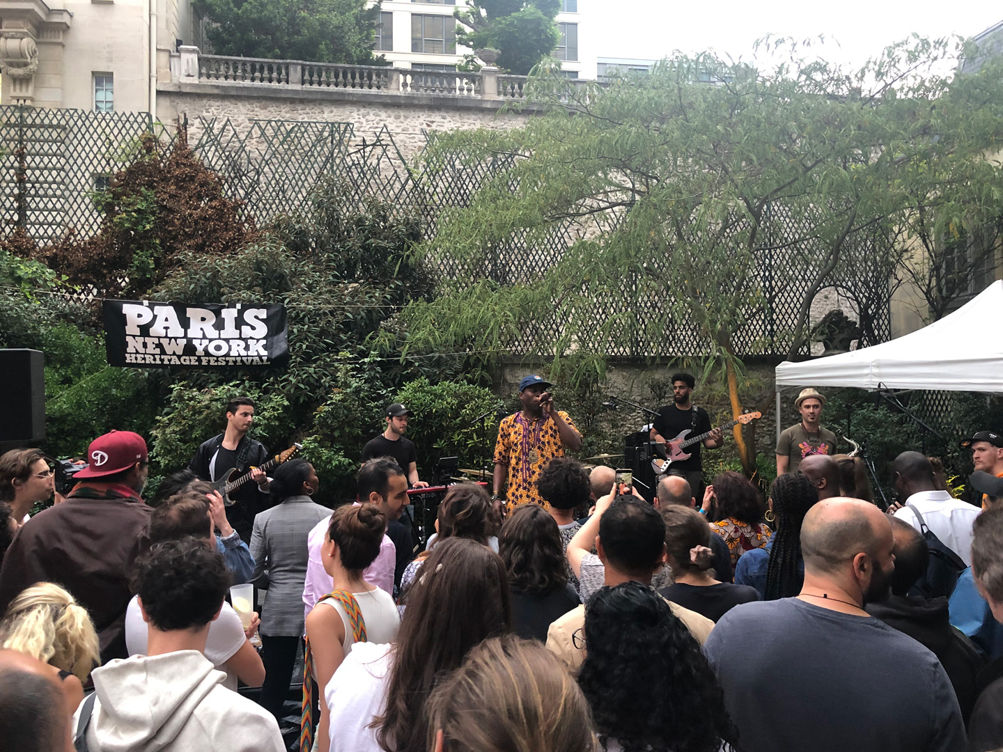 Alternative text - Un été chargé en festivals pour le Mona Bismarck American Center et Novelty