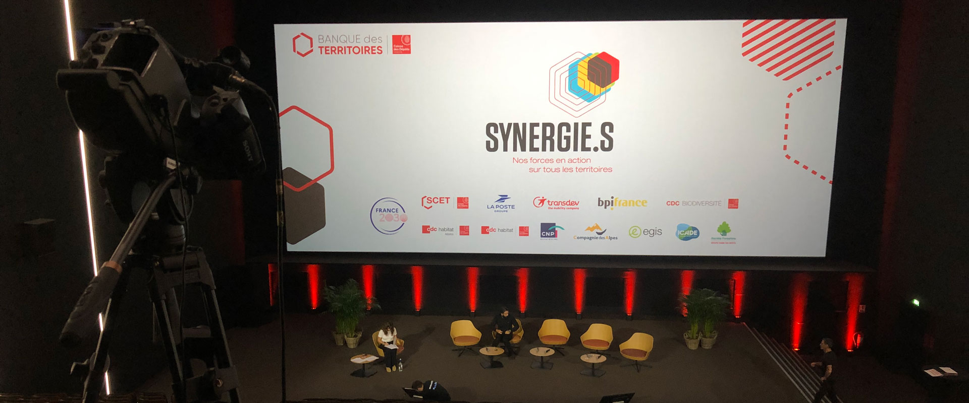 Alternative text - La Banque des Territoires de Nouvelle-Aquitaine a reçu #SYNERGIES avec Novelty Bordeaux