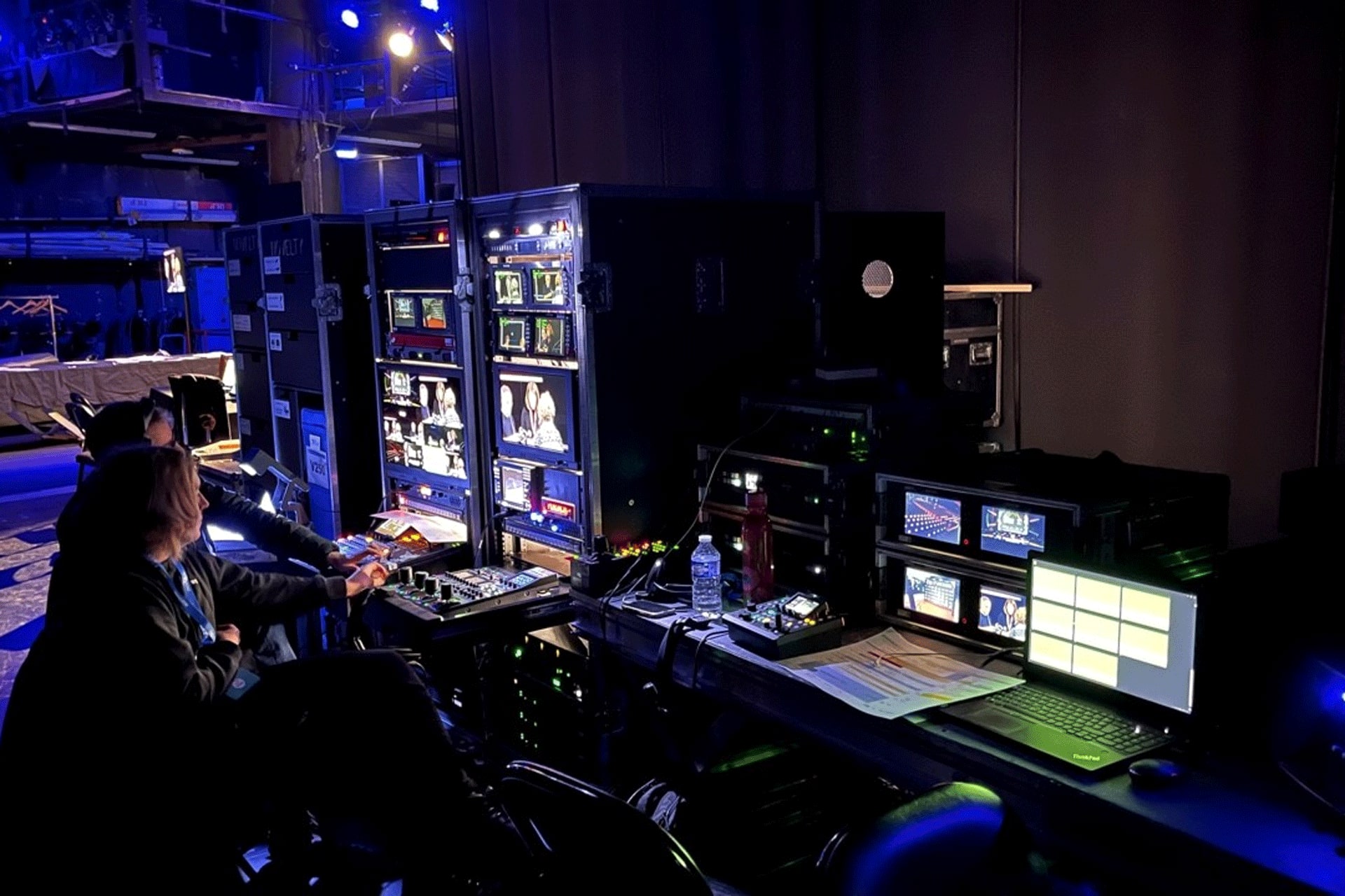 Alternative text - Show Awards IDET