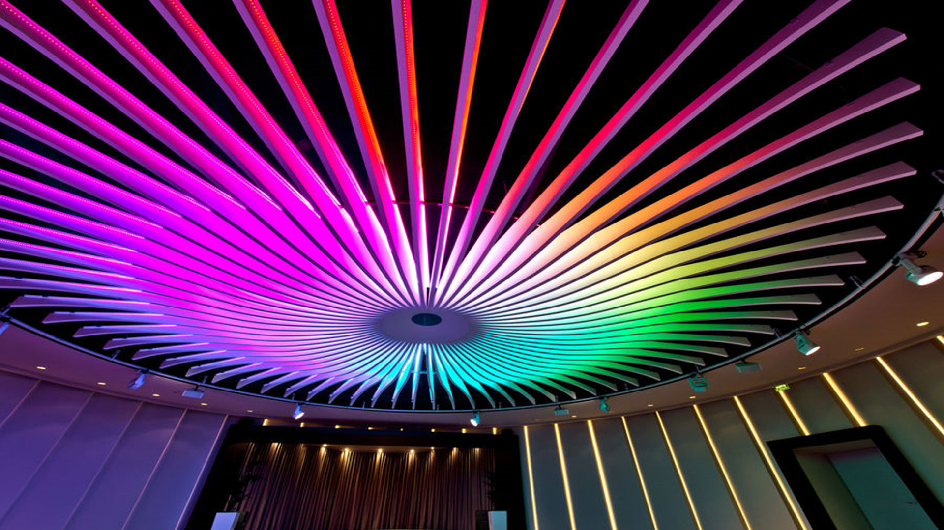 Alternative text - Intégration LED by NOVELTY à l’Elysées Biarritz